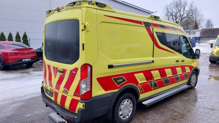 Leasing of FORD TRANSIT 2,0TDI AMBULANCE KLIMA 12.2018 EURO 6, 3 UNITS FORD TRANSIT 2,0TDI AMBULANCE KLIMA 12.2018 EURO 6, 3 UNITS: picture 18 Leasing of FORD TRANSIT 2,0TDI AMBULANCE KLIMA 12.2018 EURO 6, 3 UNITS FORD TRANSIT 2,0TDI AMBULANCE KLIMA 12.2018 EURO 6, 3 UNITS: picture 18