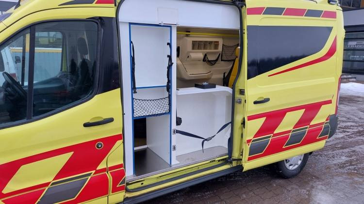 Leasing of FORD TRANSIT 2,0TDI AMBULANCE KLIMA 12.2018 EURO 6, 3 UNITS FORD TRANSIT 2,0TDI AMBULANCE KLIMA 12.2018 EURO 6, 3 UNITS: picture 15 Leasing of FORD TRANSIT 2,0TDI AMBULANCE KLIMA 12.2018 EURO 6, 3 UNITS FORD TRANSIT 2,0TDI AMBULANCE KLIMA 12.2018 EURO 6, 3 UNITS: picture 15