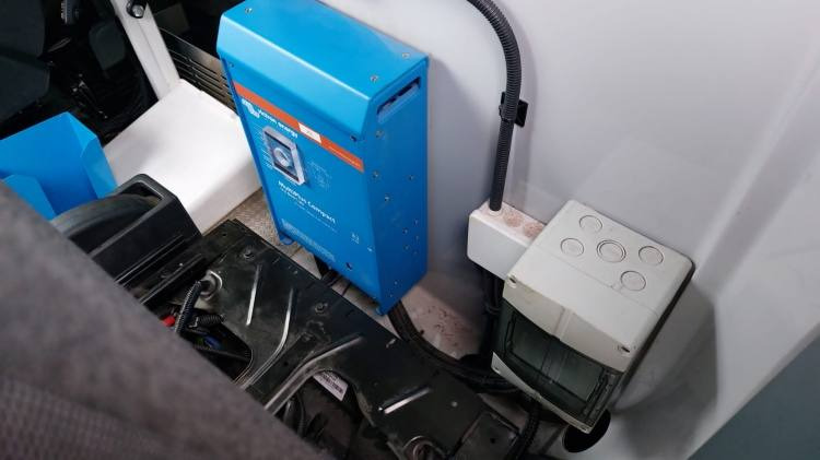 Leasing of FORD TRANSIT 2,0TDI AMBULANCE KLIMA 12.2018 EURO 6, 3 UNITS FORD TRANSIT 2,0TDI AMBULANCE KLIMA 12.2018 EURO 6, 3 UNITS: picture 22 Leasing of FORD TRANSIT 2,0TDI AMBULANCE KLIMA 12.2018 EURO 6, 3 UNITS FORD TRANSIT 2,0TDI AMBULANCE KLIMA 12.2018 EURO 6, 3 UNITS: picture 22