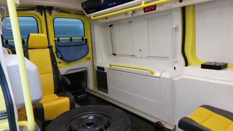 Leasing of FORD TRANSIT 2,0TDI AMBULANCE KLIMA 12.2018 EURO 6, 3 UNITS FORD TRANSIT 2,0TDI AMBULANCE KLIMA 12.2018 EURO 6, 3 UNITS: picture 7 Leasing of FORD TRANSIT 2,0TDI AMBULANCE KLIMA 12.2018 EURO 6, 3 UNITS FORD TRANSIT 2,0TDI AMBULANCE KLIMA 12.2018 EURO 6, 3 UNITS: picture 7