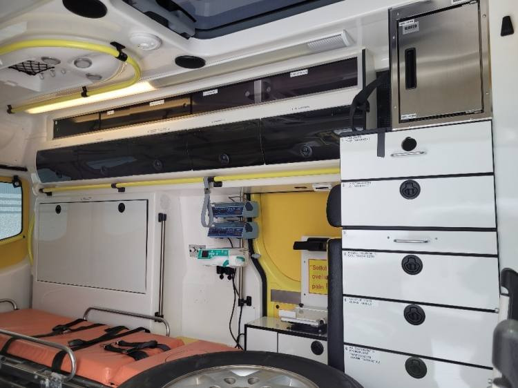 Ambulance MERCEDES – BENZ SPRINTER 3.0D AMBULANCE (TAMLANS) KLIMA, 11.2016, EURO 6: picture 10 Ambulance MERCEDES – BENZ SPRINTER 3.0D AMBULANCE (TAMLANS) KLIMA, 11.2016, EURO 6: picture 10