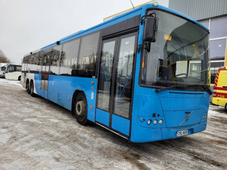VOLVO B12BLE 8700 KLIMA, 8.2010, EURO 5, RAMP, 58 seats, 14,7m - Suburban bus: picture 1 VOLVO B12BLE 8700 KLIMA, 8.2010, EURO 5, RAMP, 58 seats, 14,7m - Suburban bus: picture 1