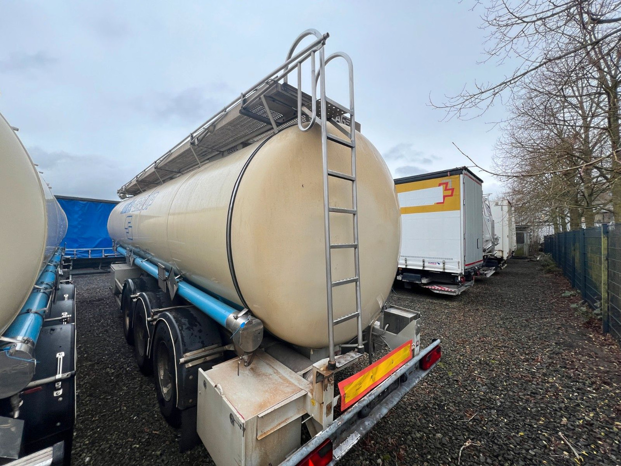 Lag 32000 l Lebensmitteltank mit 3 Kammern, ADR - Tank semi-trailer: picture 5 Lag 32000 l Lebensmitteltank mit 3 Kammern, ADR - Tank semi-trailer: picture 5