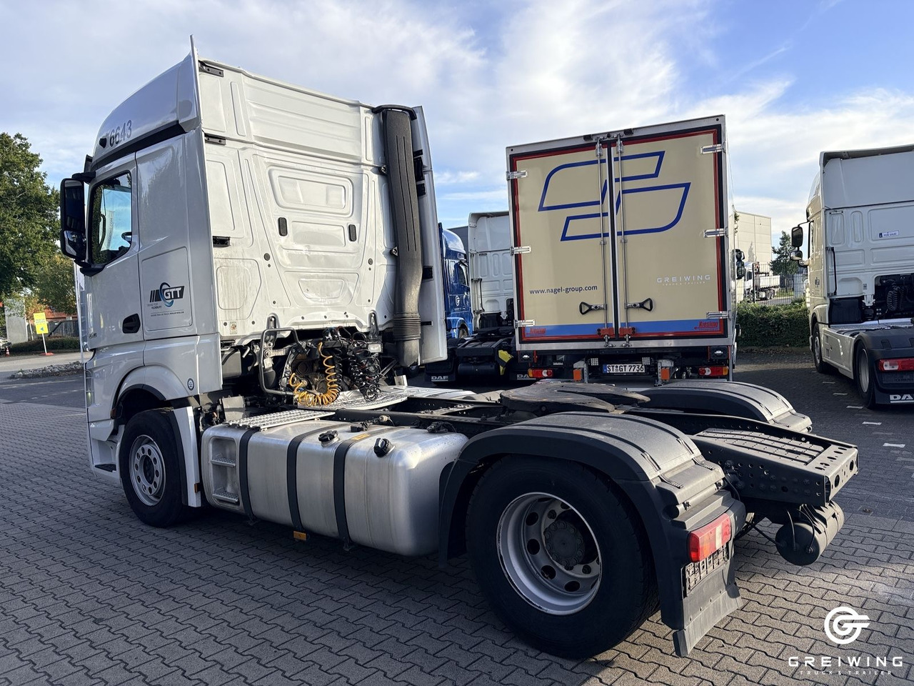 Mercedes-Benz 1845 LS 4x2, Bigspace, PTO, ADR, Retarder - Tractor unit: picture 5 Mercedes-Benz 1845 LS 4x2, Bigspace, PTO, ADR, Retarder - Tractor unit: picture 5
