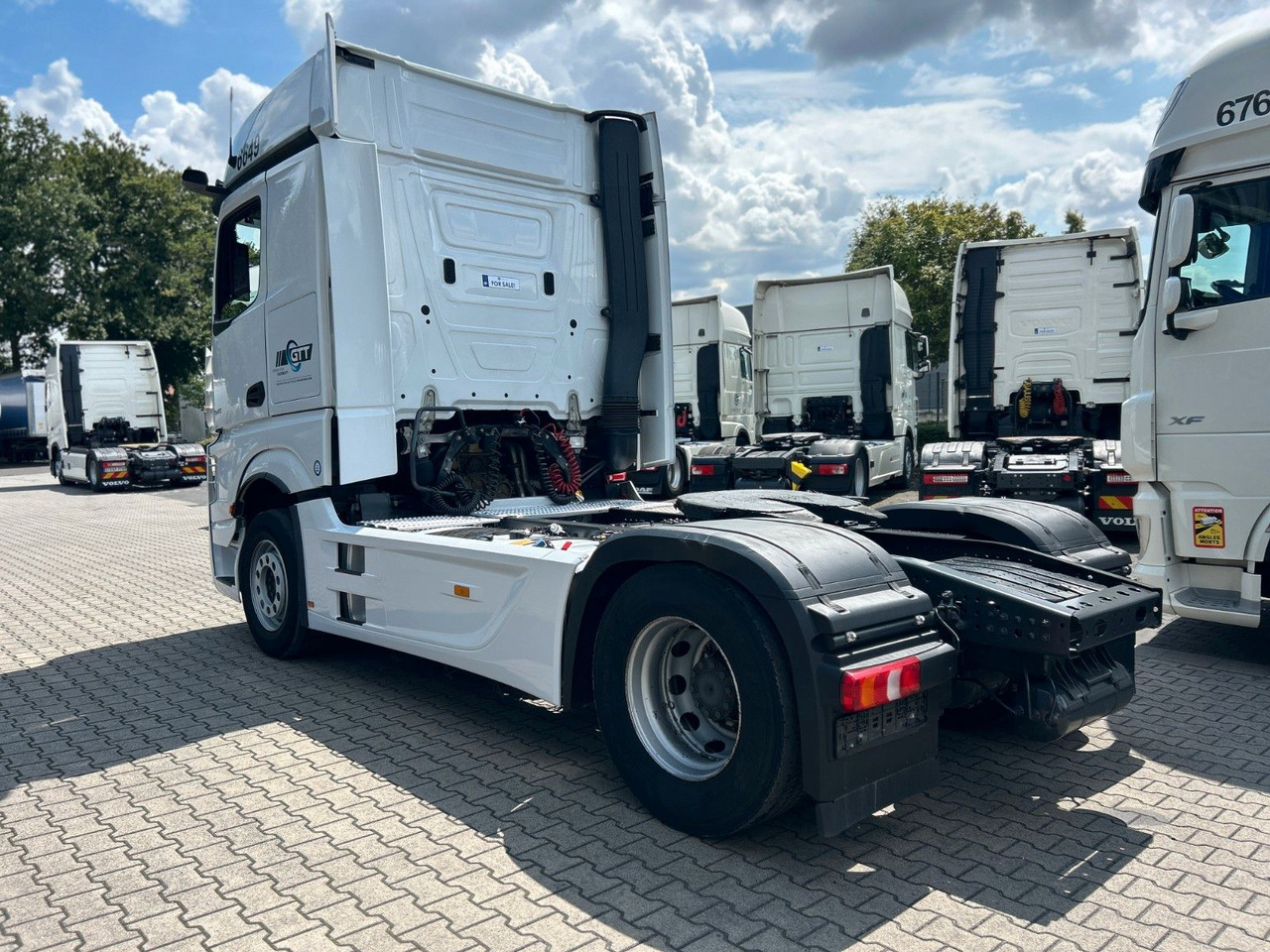 Tractor unit Mercedes-Benz 1845 LS 4x2, Bigspace, Retarder: picture 5