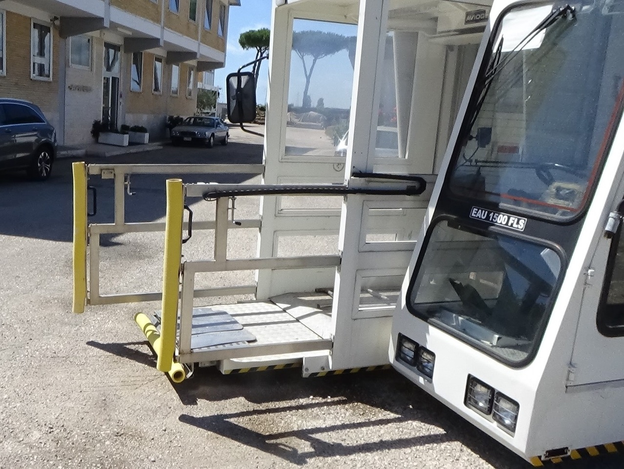 Aviogei FLS1500 EAU - Ambulift: picture 5 Aviogei FLS1500 EAU - Ambulift: picture 5