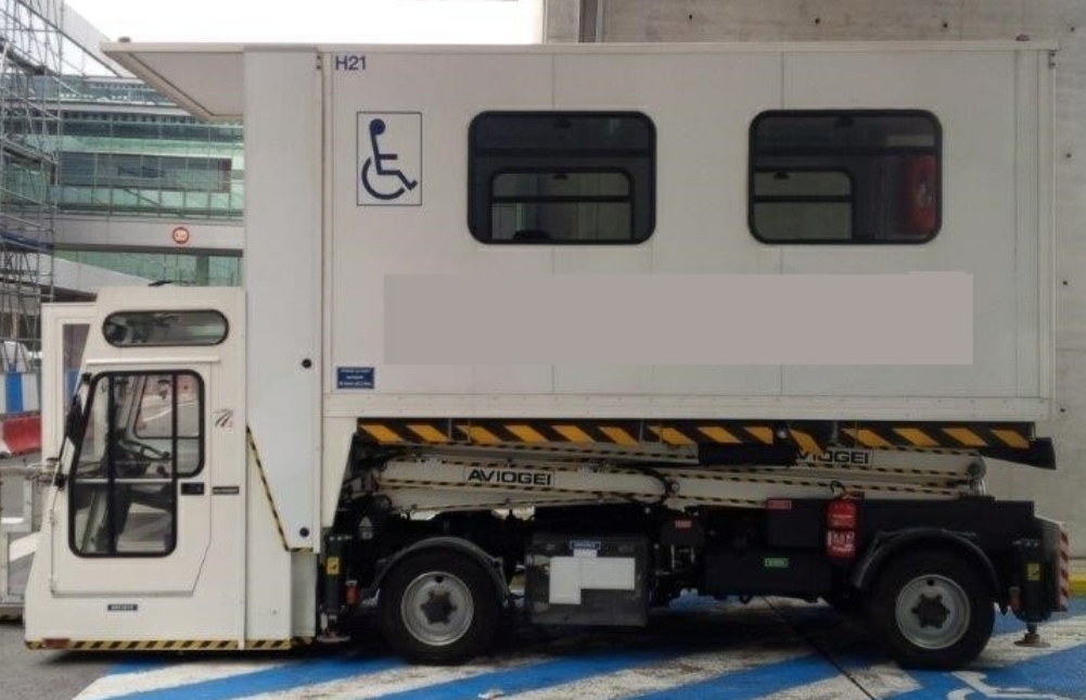 Aviogei FLS1500 EAU - Ambulift: picture 1 Aviogei FLS1500 EAU - Ambulift: picture 1