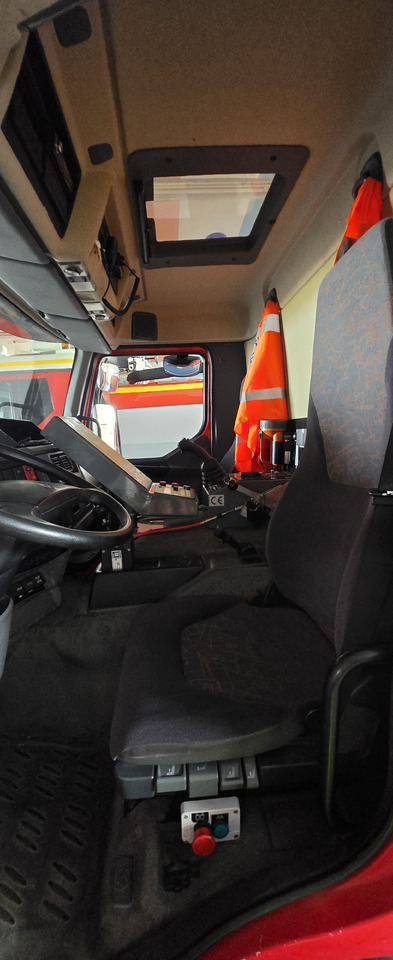 Sides - Fire truck: picture 2 Sides - Fire truck: picture 2