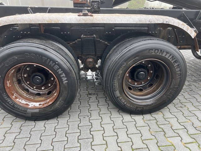 Mercedes-Benz 2124 2219 6x4 - Hook lift truck: picture 5 Mercedes-Benz 2124 2219 6x4 - Hook lift truck: picture 5