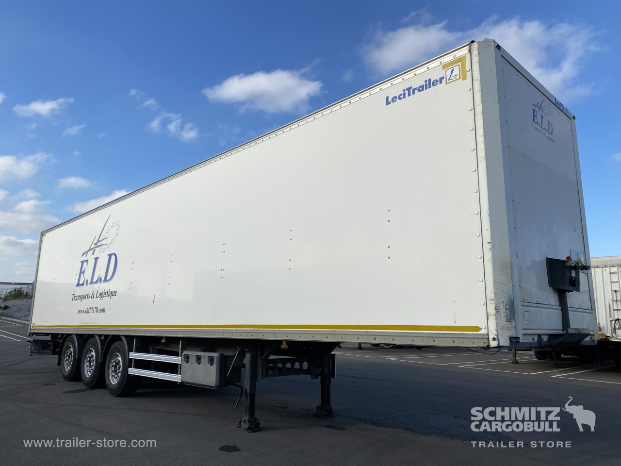 LECI TRAILER Dryfreight Standard Roller shutter door - Closed box semi-trailer: picture 1 LECI TRAILER Dryfreight Standard Roller shutter door - Closed box semi-trailer: picture 1