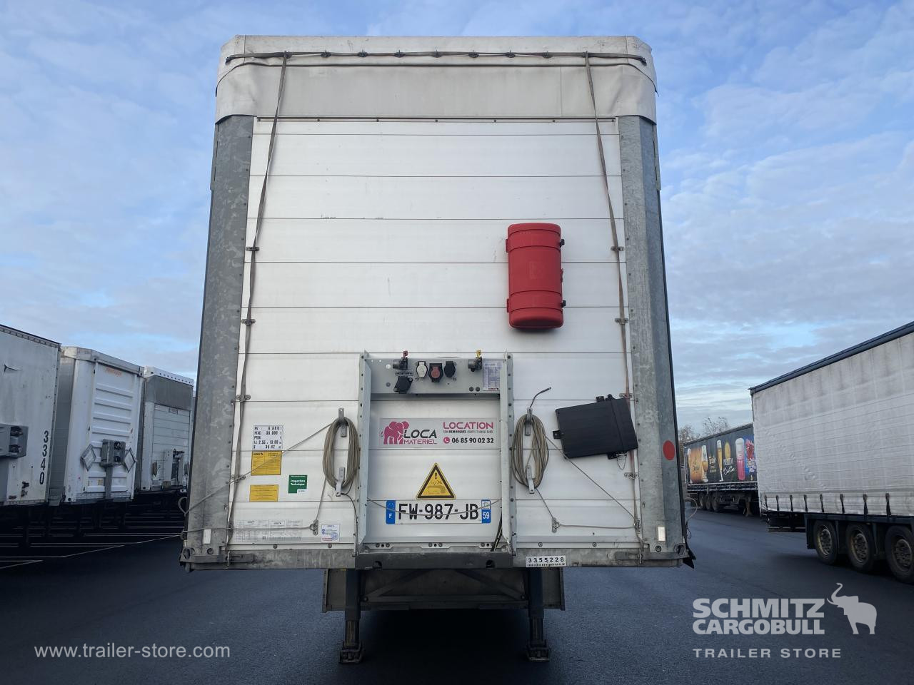 SCHMITZ Curtainsider Standard - Curtainsider semi-trailer: picture 2 SCHMITZ Curtainsider Standard - Curtainsider semi-trailer: picture 2