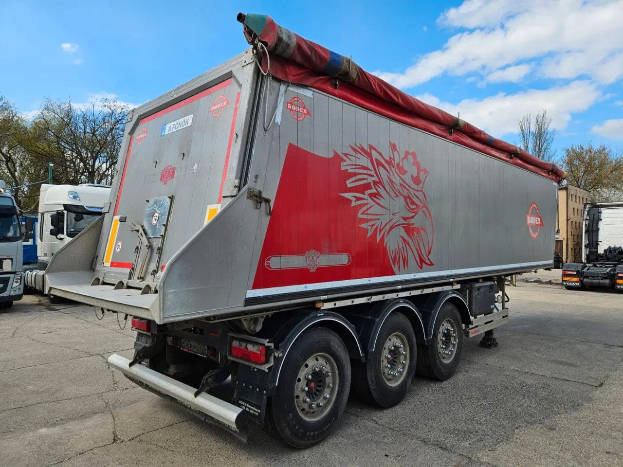 Bodex KIS3B 40m3 - Tipper semi-trailer: picture 4 Bodex KIS3B 40m3 - Tipper semi-trailer: picture 4