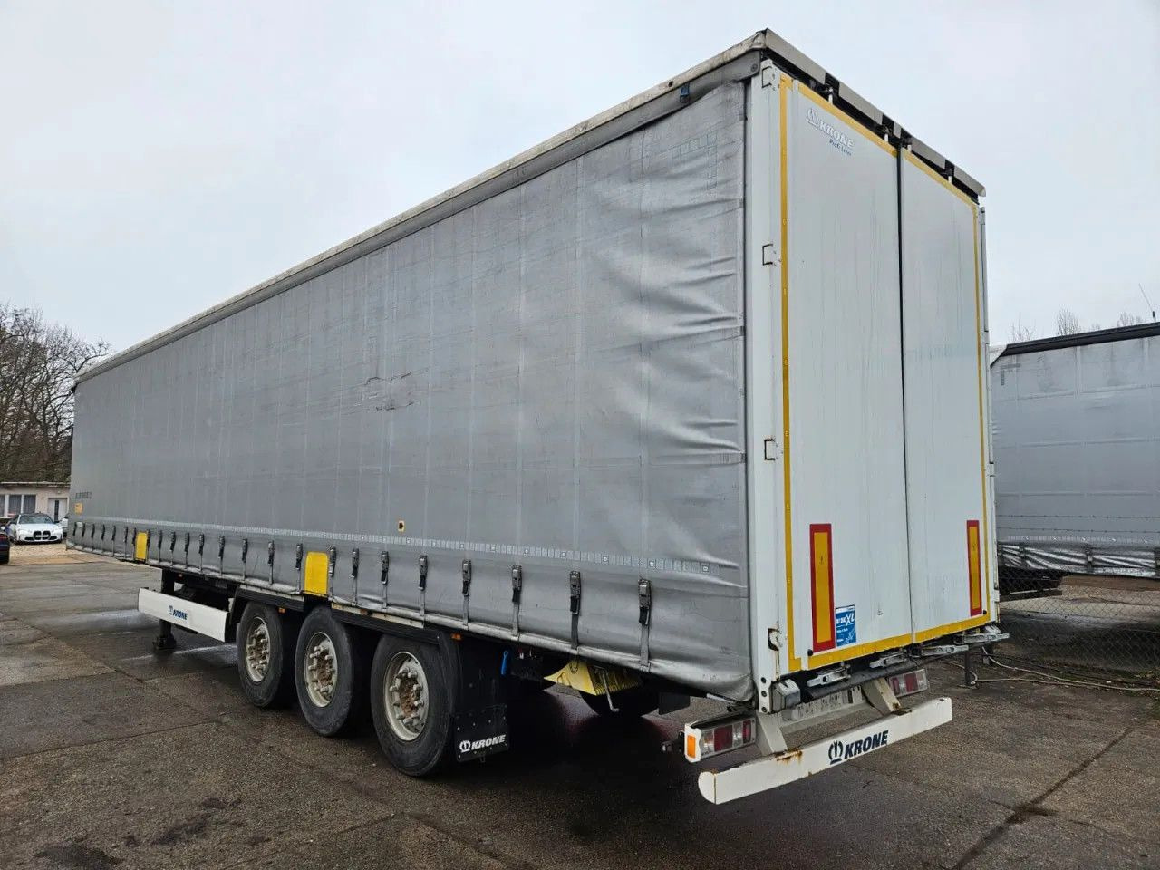 Krone SD XL Code - Curtainsider semi-trailer: picture 4 Krone SD XL Code - Curtainsider semi-trailer: picture 4