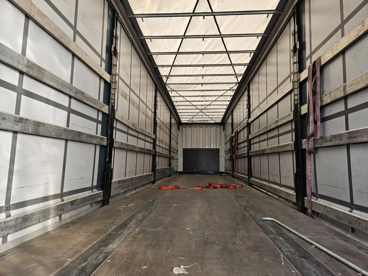 Curtainsider semi-trailer Krone SD XL Code, Lifting Axle A: picture 6