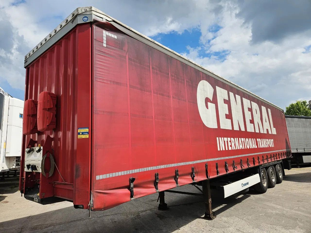 Krone SD XL Code, Lifting Axle A - Curtainsider semi-trailer: picture 1 Krone SD XL Code, Lifting Axle A - Curtainsider semi-trailer: picture 1