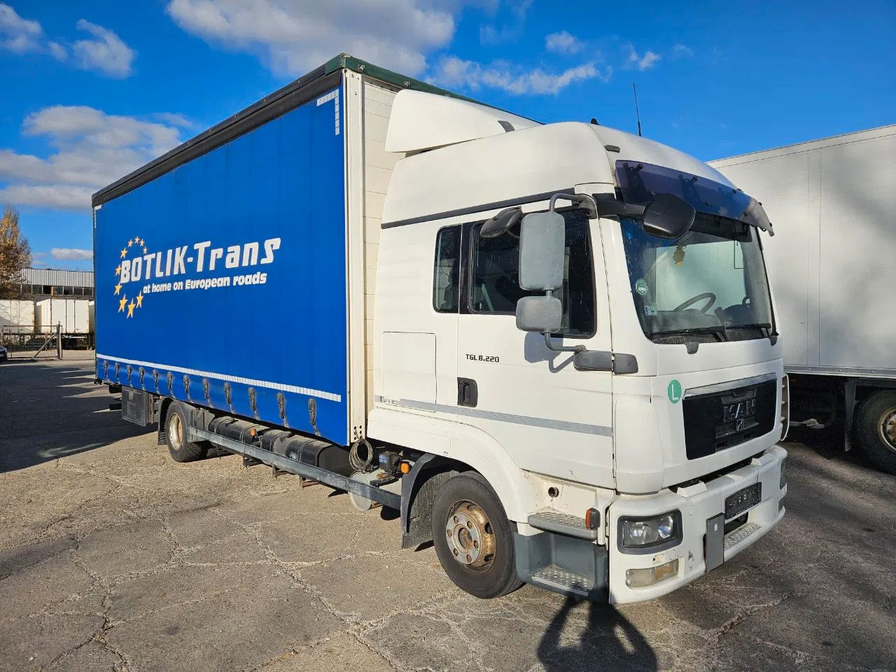 MAN TGL 8.220 Euro5 8,5 t - Curtainsider truck: picture 2 MAN TGL 8.220 Euro5 8,5 t - Curtainsider truck: picture 2