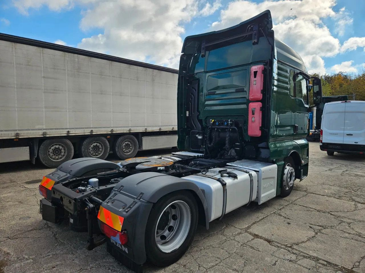 MAN TGX 18.470 XLX-Mega-Retarder-Standklima 4 units - Tractor unit: picture 4 MAN TGX 18.470 XLX-Mega-Retarder-Standklima 4 units - Tractor unit: picture 4