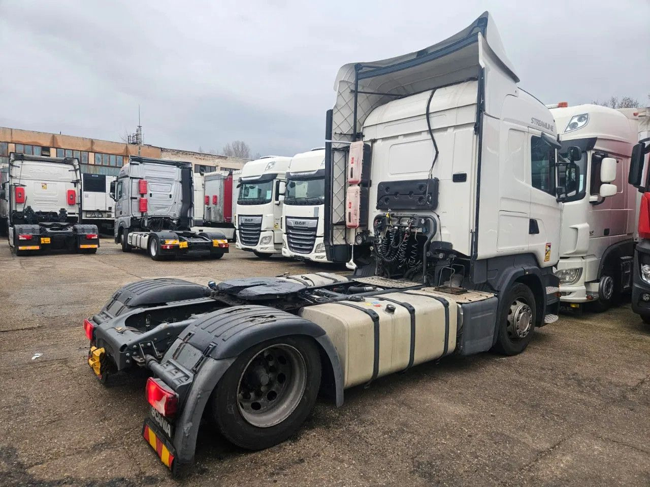 Scania R450 Mega StandKlima Highline - 3 units in stock - Tractor unit: picture 3 Scania R450 Mega StandKlima Highline - 3 units in stock - Tractor unit: picture 3