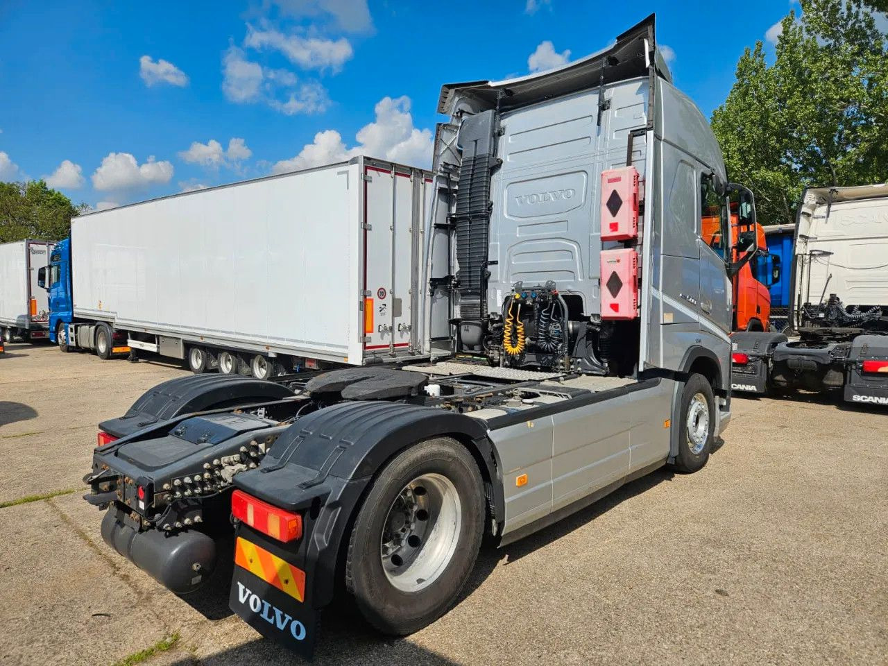 Volvo FH 500 Globe-Standard-Alloy W-ACC-DAS - Tractor unit: picture 3 Volvo FH 500 Globe-Standard-Alloy W-ACC-DAS - Tractor unit: picture 3