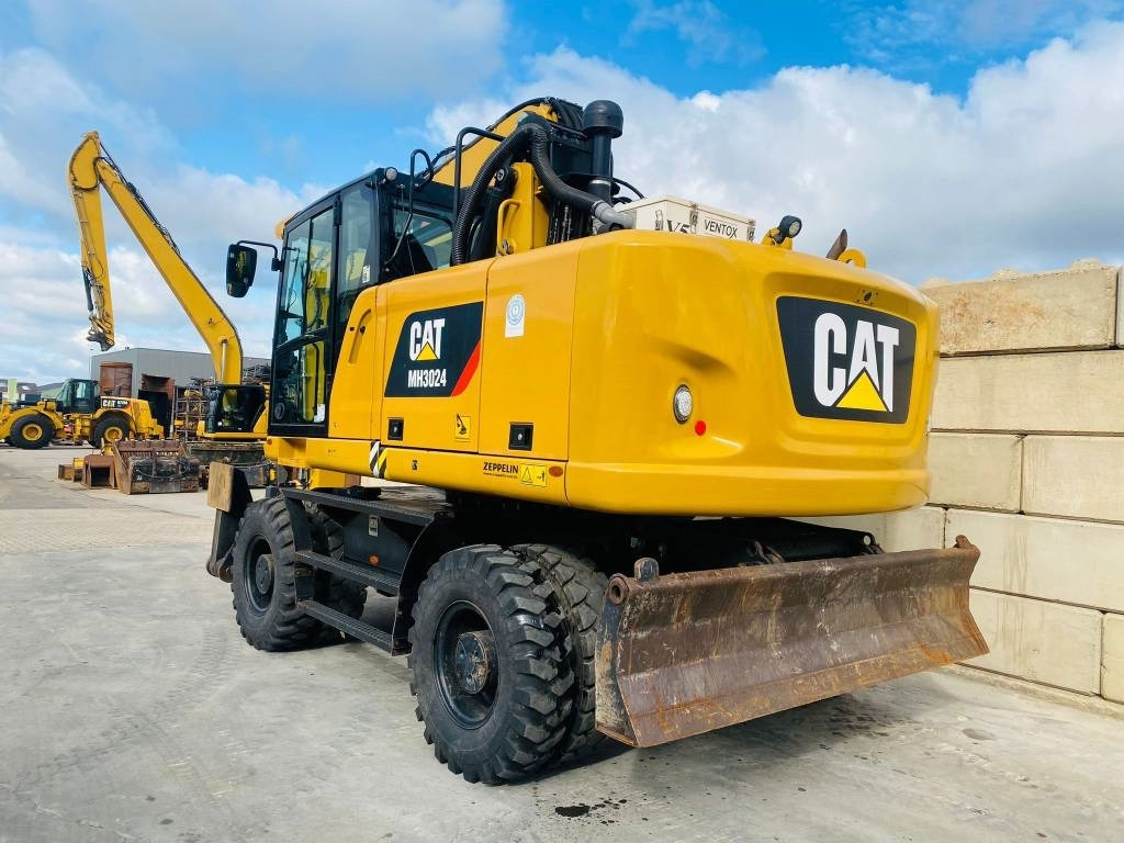 CAT mh3024 - Waste/ Industry handler: picture 5 CAT mh3024 - Waste/ Industry handler: picture 5