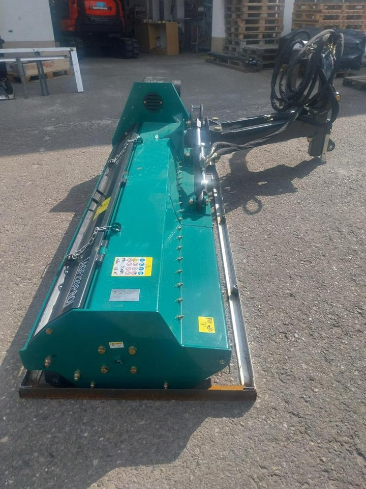 Böschungsmulcher Mulcher Taxon 220 Auslegemulcher - Verge mower: picture 4 Böschungsmulcher Mulcher Taxon 220 Auslegemulcher - Verge mower: picture 4