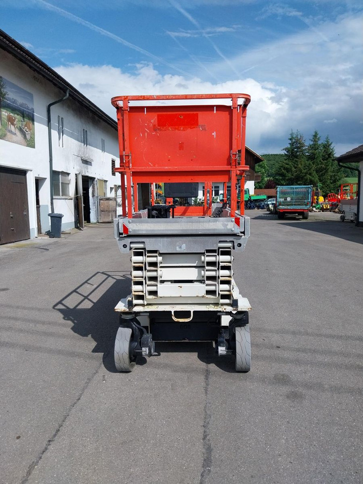JLG 3246 ES - Truck mounted aerial platform: picture 4 JLG 3246 ES - Truck mounted aerial platform: picture 4