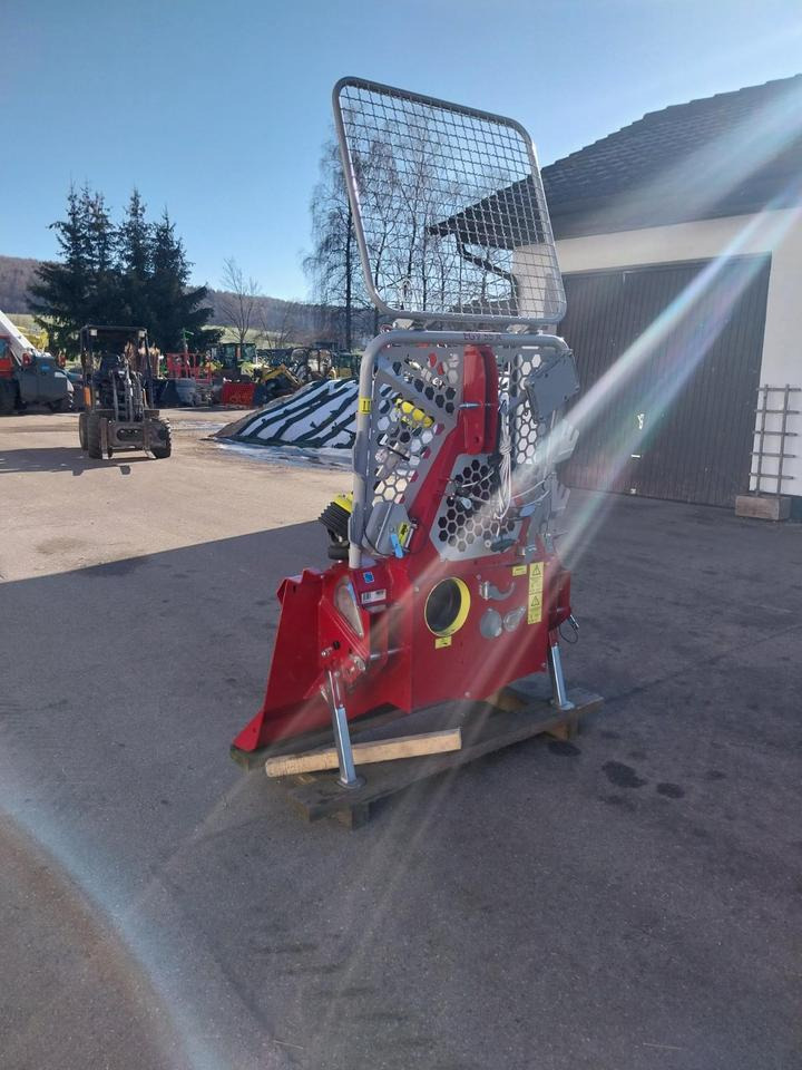 Neue Forstseilwinde Seilwinde Tajfun EGV 55 A , 35, 45, 55, 65,85 - Winch for Forestry equipment: picture 4 Neue Forstseilwinde Seilwinde Tajfun EGV 55 A , 35, 45, 55, 65,85 - Winch for Forestry equipment: picture 4