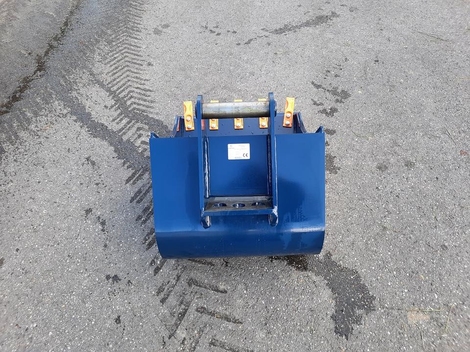 Neue Tiefenlöffel 3,5 - 5 to Grabenräumlöffel Minibagger Kubota - Excavator bucket: picture 4 Neue Tiefenlöffel 3,5 - 5 to Grabenräumlöffel Minibagger Kubota - Excavator bucket: picture 4