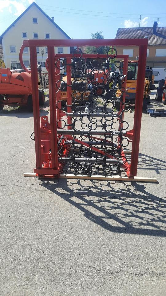 Neue Wiesenegge 6m hydraulisch Wiesenschleppe Fendt Schlepper - Chain harrow: picture 2 Neue Wiesenegge 6m hydraulisch Wiesenschleppe Fendt Schlepper - Chain harrow: picture 2