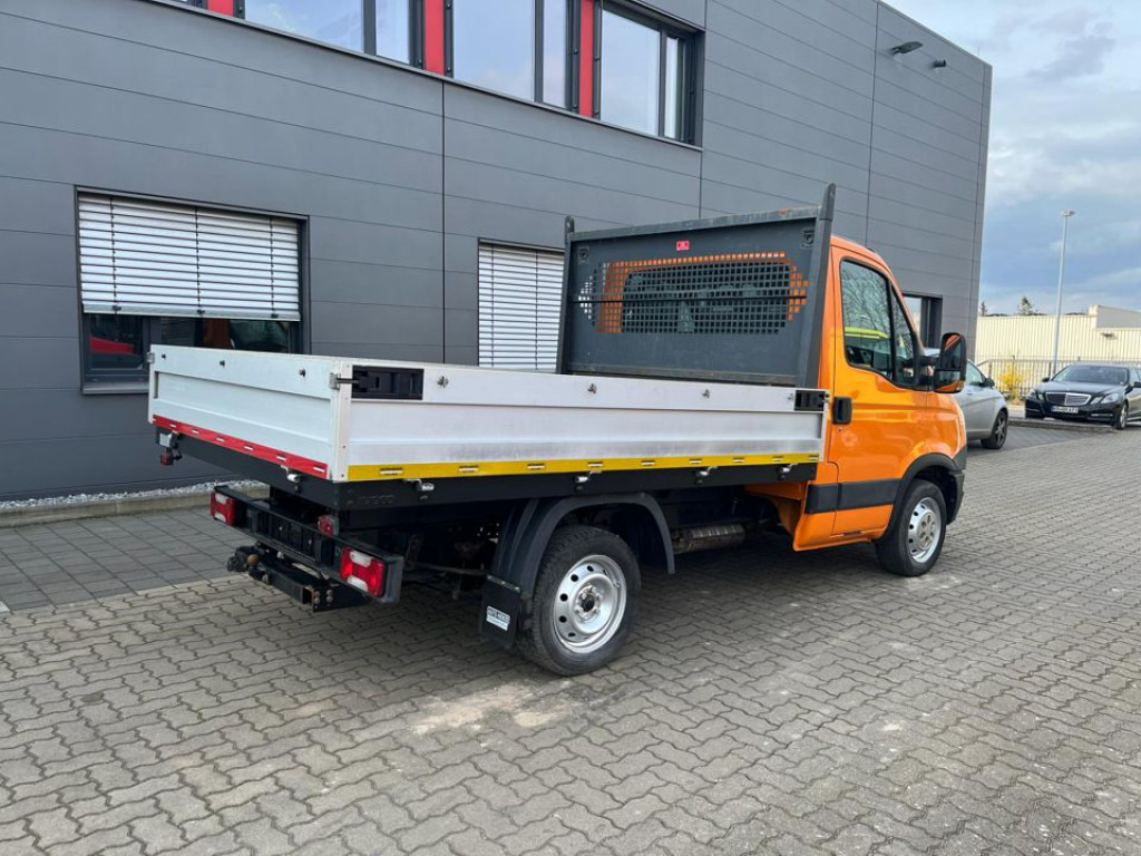 IVECO(I) Daily 29L13 Pritsche - Open body delivery van: picture 4 IVECO(I) Daily 29L13 Pritsche - Open body delivery van: picture 4