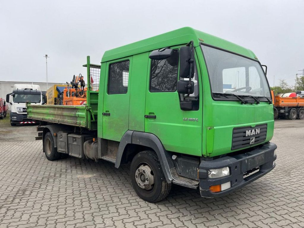 MAN LE 8.180 K 2-Achs Kipper Doppelkabine Meiller - Tipper van, Combi van: picture 2 MAN LE 8.180 K 2-Achs Kipper Doppelkabine Meiller - Tipper van, Combi van: picture 2