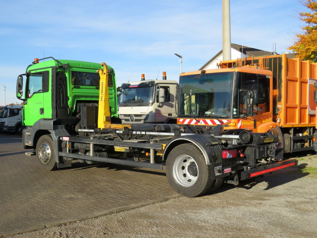 Hook lift truck MAN TG-S 18.320 BL Abrollkipper: picture 7 Hook lift truck MAN TG-S 18.320 BL Abrollkipper: picture 7