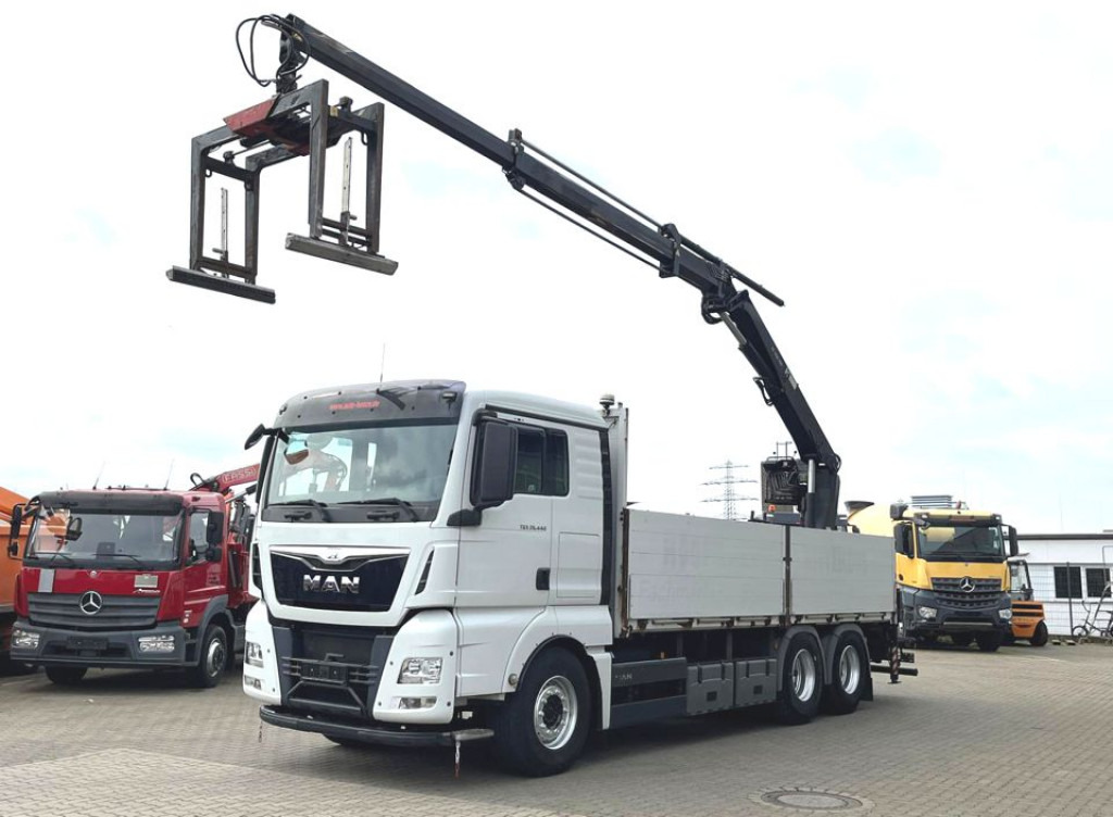 MAN TG-X 26.440 6x4 Pritsche Heckkran Hiab XS 166 - Dropside/ Flatbed truck, Crane truck: picture 1 MAN TG-X 26.440 6x4 Pritsche Heckkran Hiab XS 166 - Dropside/ Flatbed truck, Crane truck: picture 1