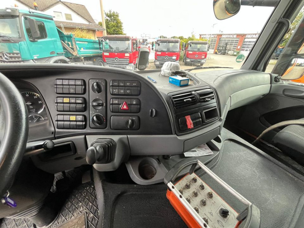 Vacuum truck MERCEDES-BENZ Actros 2546 L 6x2  Saug + Spülwagen super Zustand ADR: picture 15