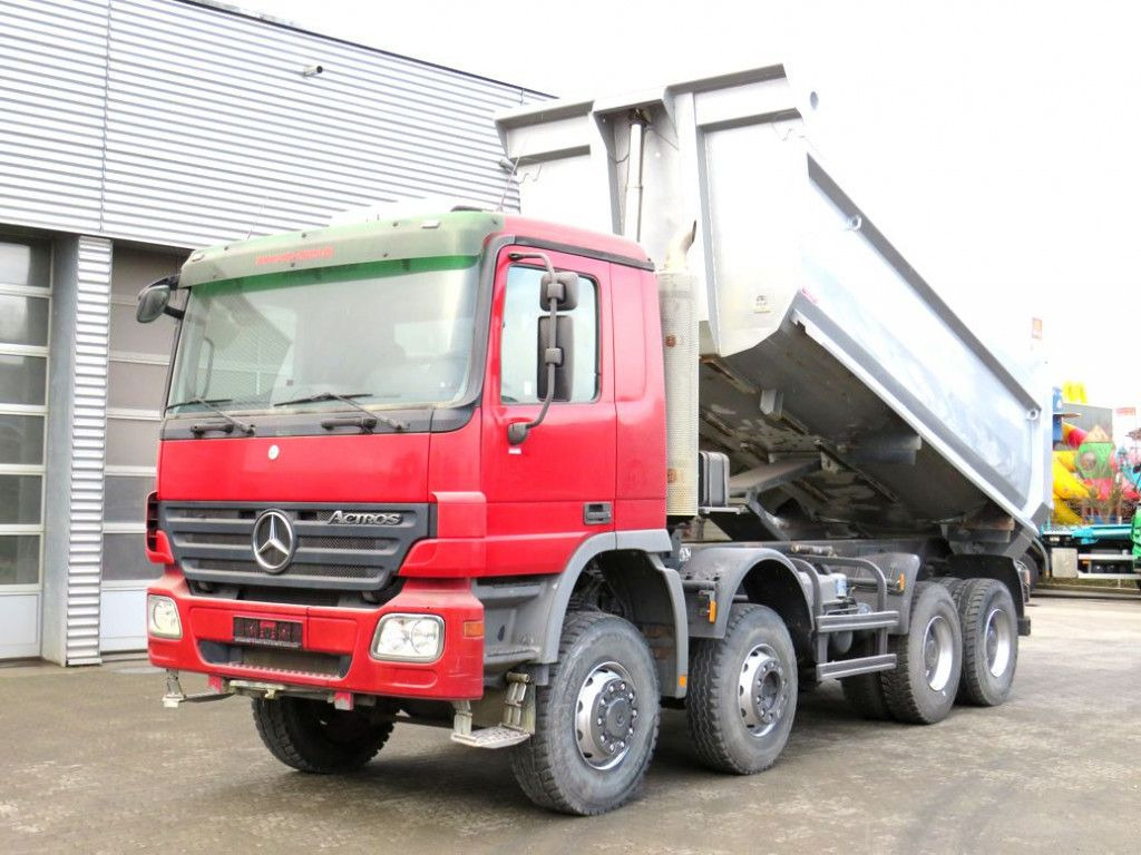 Mercedes-Benz Actros 4141 8x6 4 Achs Muldenkipper Kupplung, 1. - Tipper: picture 1 Mercedes-Benz Actros 4141 8x6 4 Achs Muldenkipper Kupplung, 1. - Tipper: picture 1
