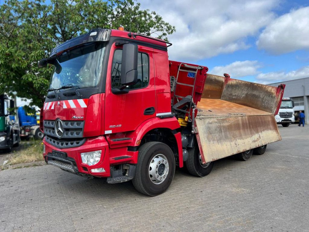 Mercedes-Benz Arocs 3243 8x4 4-Achs Kipper Bordmatik - Tipper: picture 1 Mercedes-Benz Arocs 3243 8x4 4-Achs Kipper Bordmatik - Tipper: picture 1