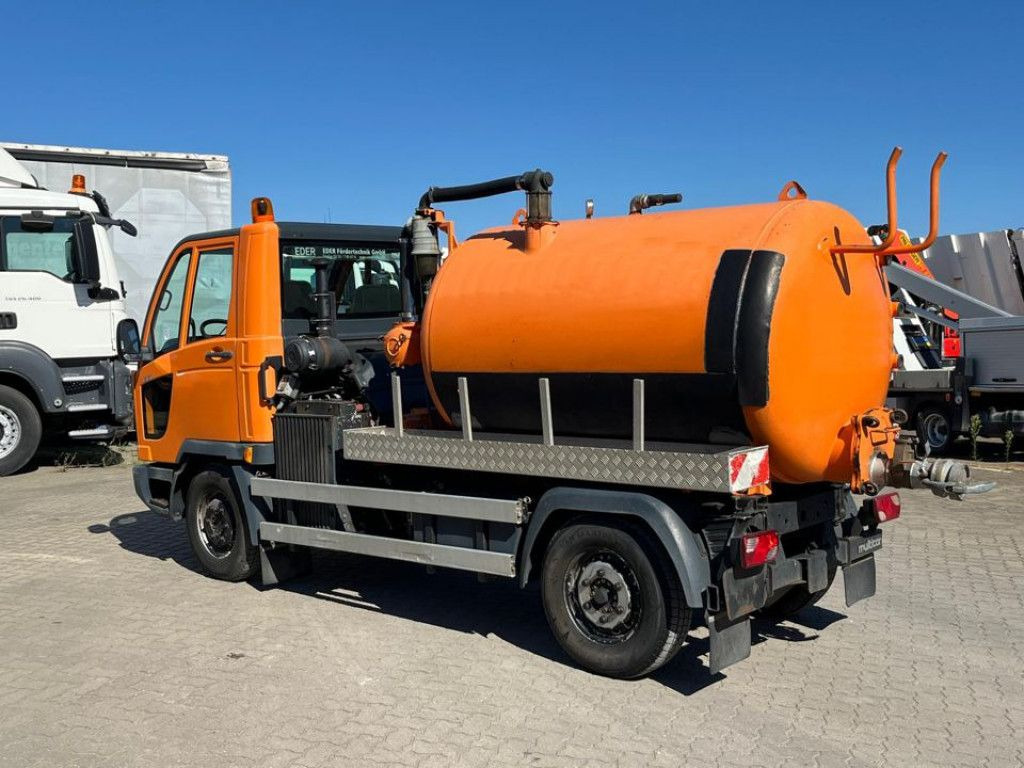 Multicar FUMO M30 Saug + Spülwagen - Vacuum truck: picture 3 Multicar FUMO M30 Saug + Spülwagen - Vacuum truck: picture 3
