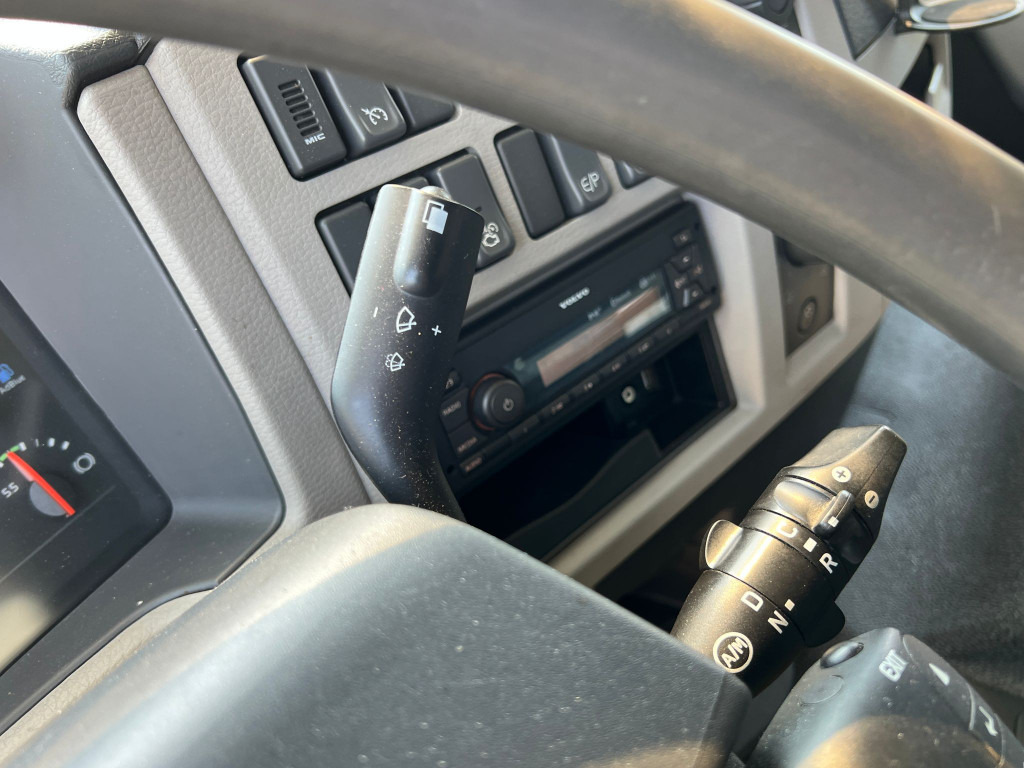 Refrigerator truck VOLVO (S) Truck FE 320 Kühlkoffer LBW Thermokin T 1200R: picture 11 Refrigerator truck VOLVO (S) Truck FE 320 Kühlkoffer LBW Thermokin T 1200R: picture 11