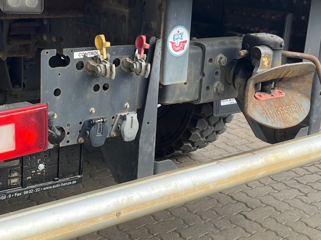 VOLVO (S) Truck FM 330 4x4 Pritsche Kran Singelreifen Funkfernbedienung - Dropside/ Flatbed truck, Crane truck: picture 5 VOLVO (S) Truck FM 330 4x4 Pritsche Kran Singelreifen Funkfernbedienung - Dropside/ Flatbed truck, Crane truck: picture 5