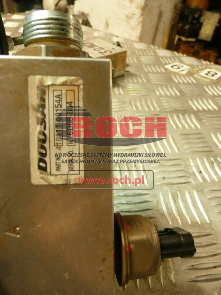 DOOSAN 410111-00154A 160204 - 1 SEKCYJNY + DELTA POWER TDL 24 24VDC - Hydraulic valve: picture 1 DOOSAN 410111-00154A 160204 - 1 SEKCYJNY + DELTA POWER TDL 24 24VDC - Hydraulic valve: picture 1