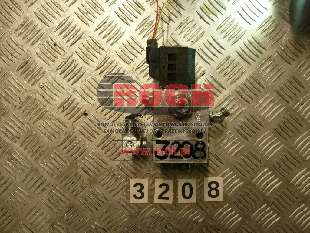 DOOSAN 410120-00068 160102A - 1 SEKCYJNY + VDD 24VDC - Hydraulic valve: picture 1 DOOSAN 410120-00068 160102A - 1 SEKCYJNY + VDD 24VDC - Hydraulic valve: picture 1