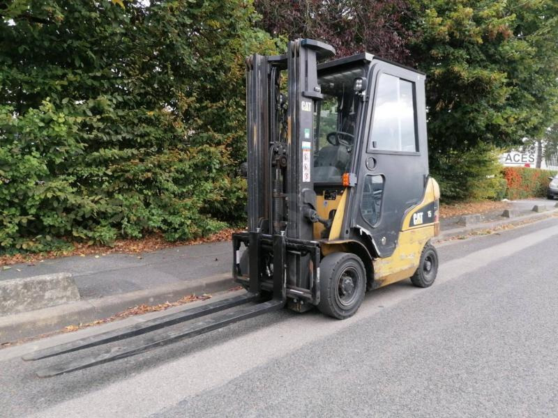 LPG forklift Caterpillar GP15N: picture 1