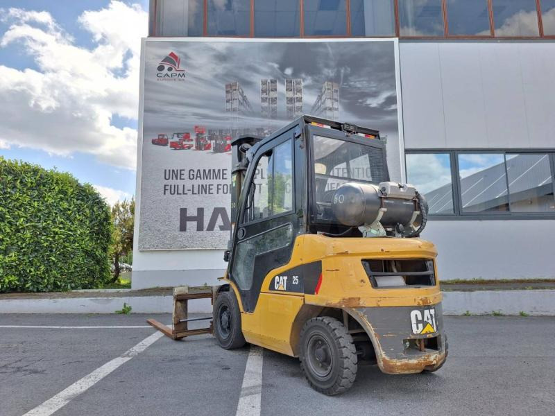 Caterpillar GP25NTD - LPG forklift: picture 4 Caterpillar GP25NTD - LPG forklift: picture 4