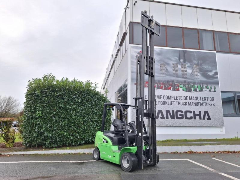 Hangcha XC35i - Electric forklift: picture 4 Hangcha XC35i - Electric forklift: picture 4