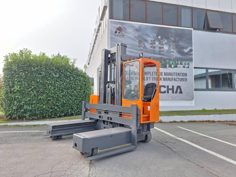 Hubtex MQ40 - 4-way reach truck: picture 1 Hubtex MQ40 - 4-way reach truck: picture 1