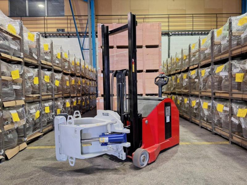 Manitou ES-C 713 SVC 17.V.315 - Stacker: picture 2 Manitou ES-C 713 SVC 17.V.315 - Stacker: picture 2