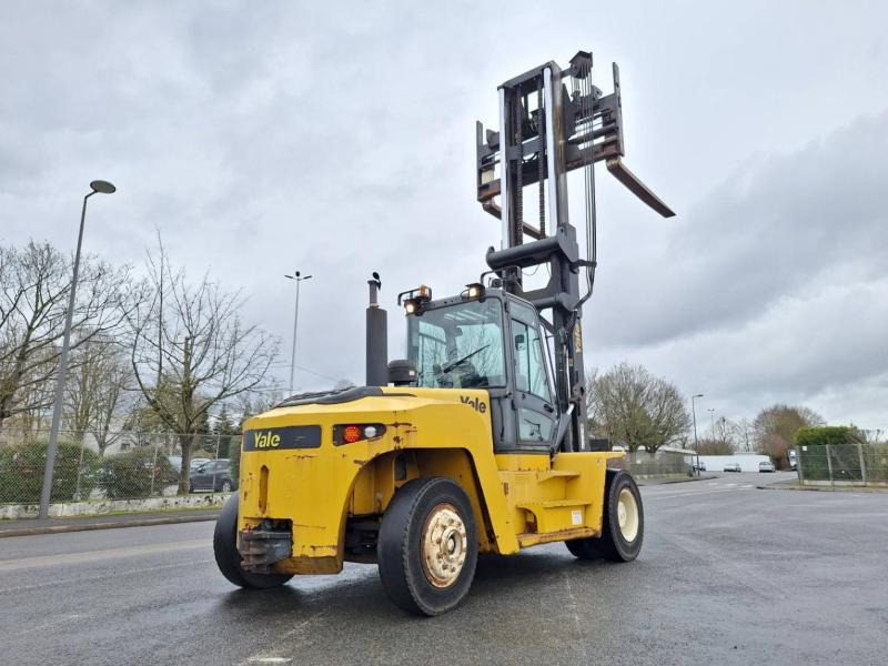 Yale GDP140EC - Diesel forklift: picture 3 Yale GDP140EC - Diesel forklift: picture 3