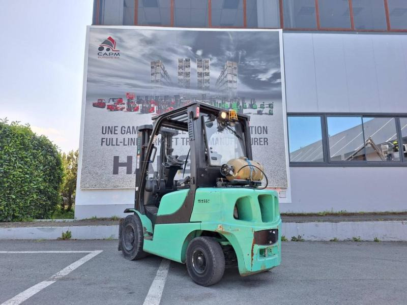 Yale GLP30VX - LPG forklift: picture 4 Yale GLP30VX - LPG forklift: picture 4