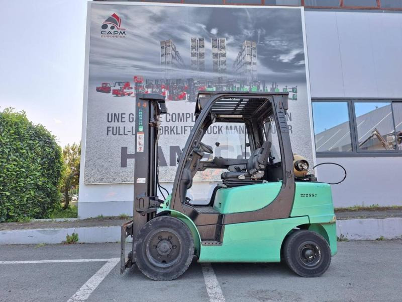 Yale GLP30VX - LPG forklift: picture 3 Yale GLP30VX - LPG forklift: picture 3