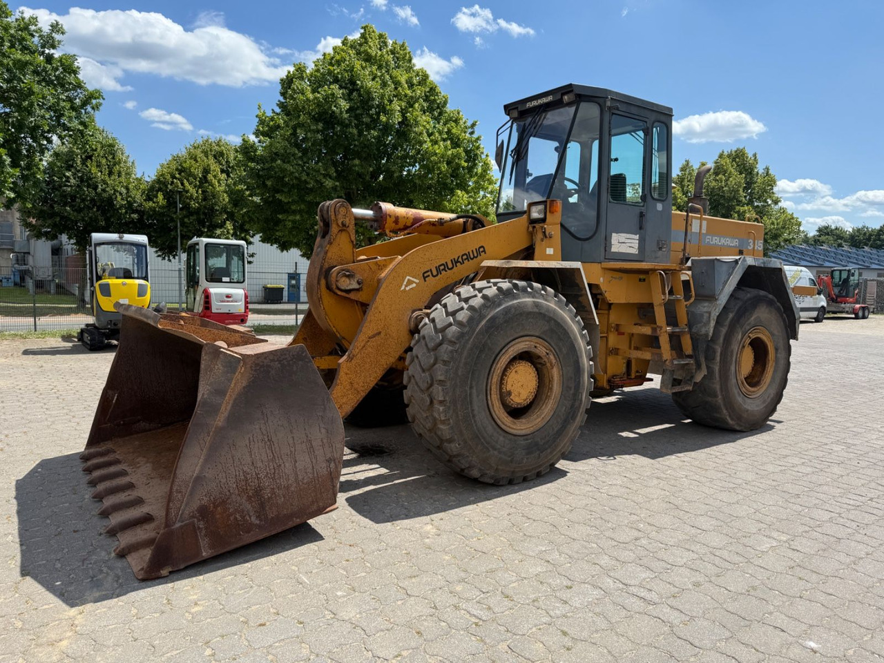 Furukawa 345 Serie I, BJ 93, 7955 BH, Schaufel - Wheel loader: picture 1 Furukawa 345 Serie I, BJ 93, 7955 BH, Schaufel - Wheel loader: picture 1
